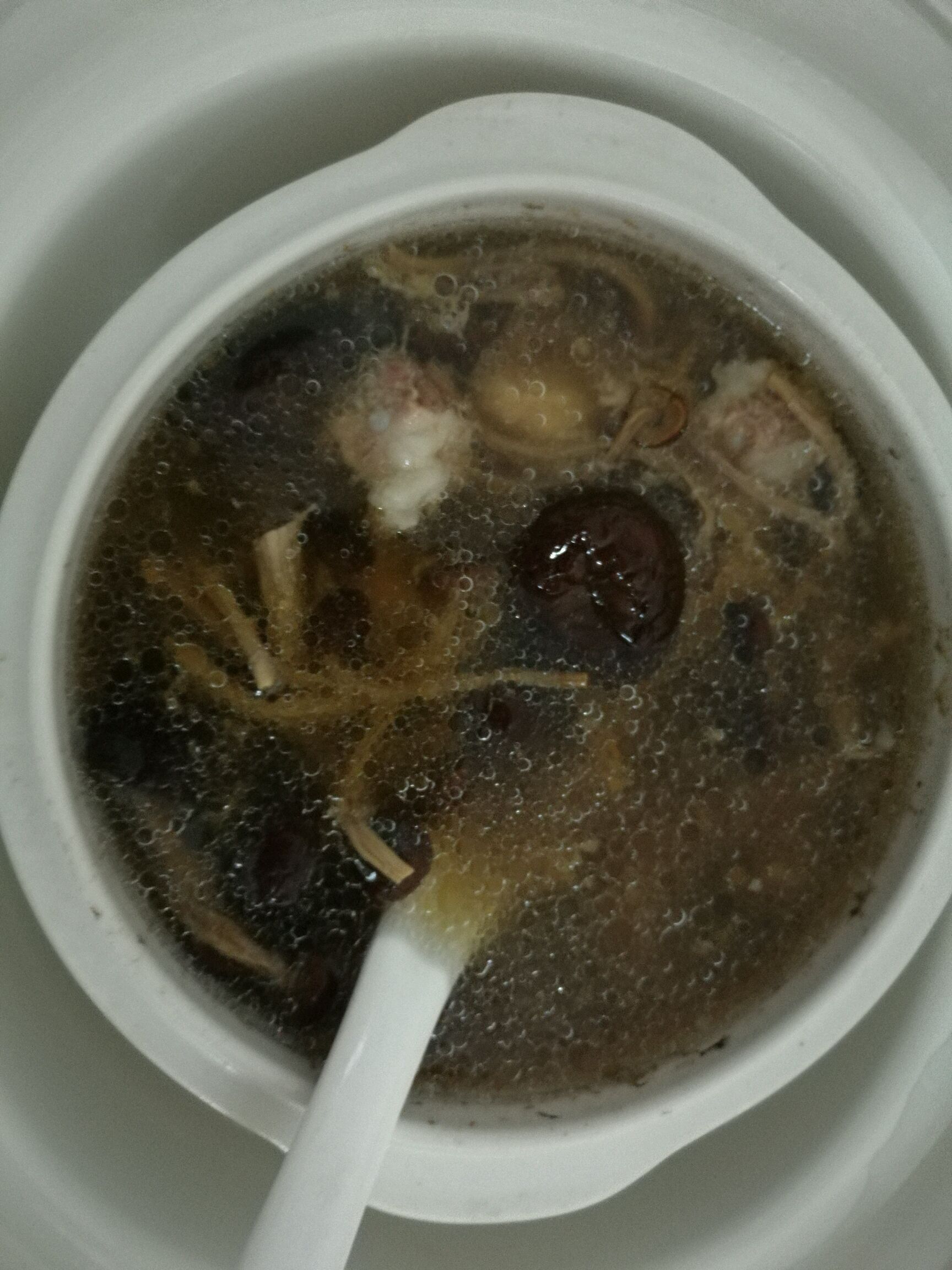 茶树菇排骨汤