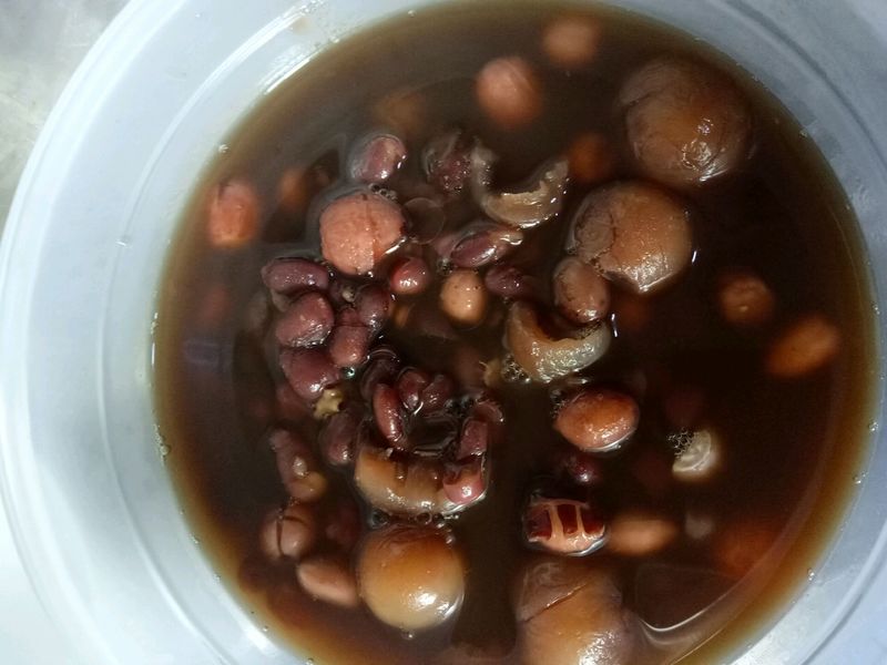 桂圆莲子红豆粥