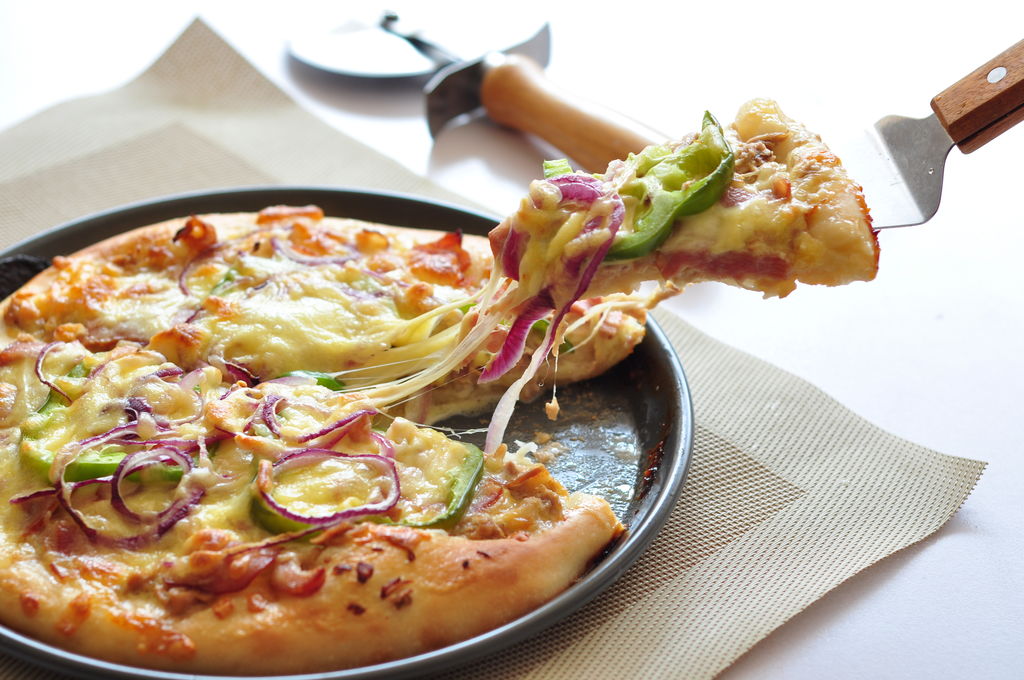 COUSS特约食谱——金枪鱼培根披萨