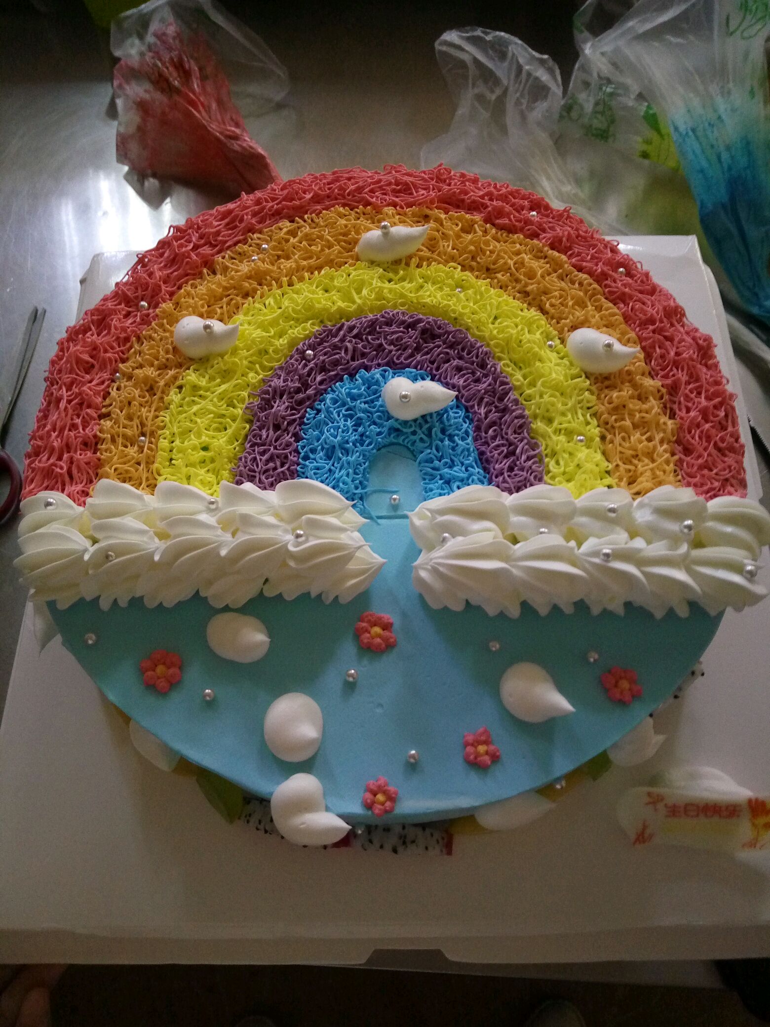 彩虹裱花蛋糕