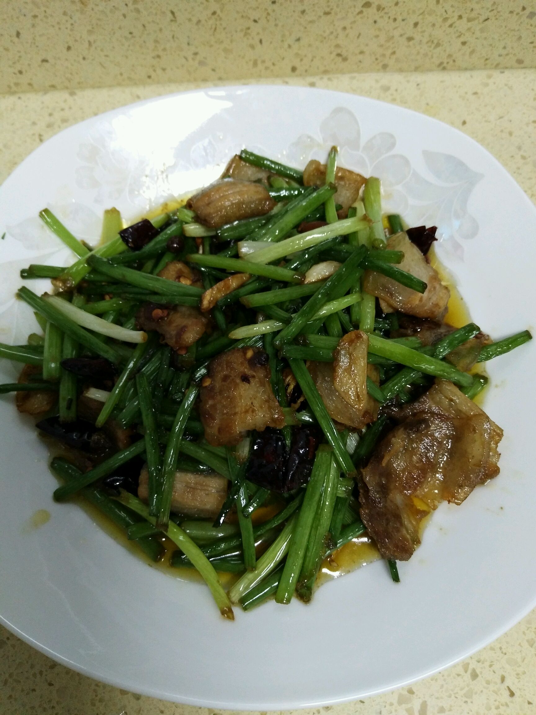 韭菜苔回锅肉