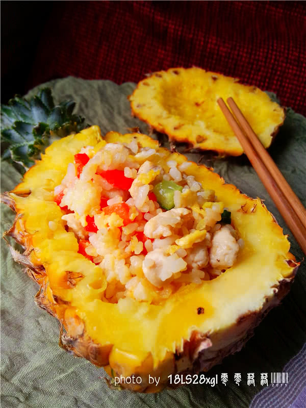 魂牵梦萦：香甜菠萝饭