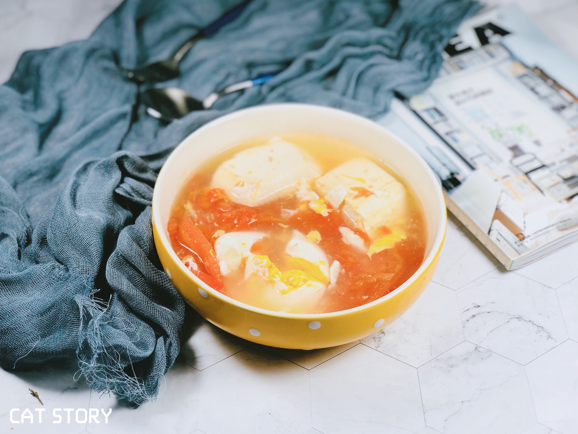夏季开胃减脂汤—番茄豆腐鸡蛋汤
