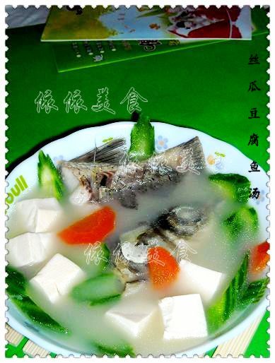丝瓜豆腐鱼头鱼尾汤