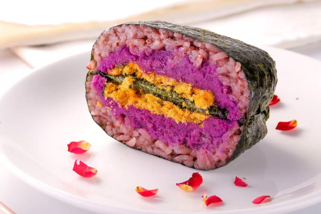 紫米肉松饭团 宝宝辅食食谱