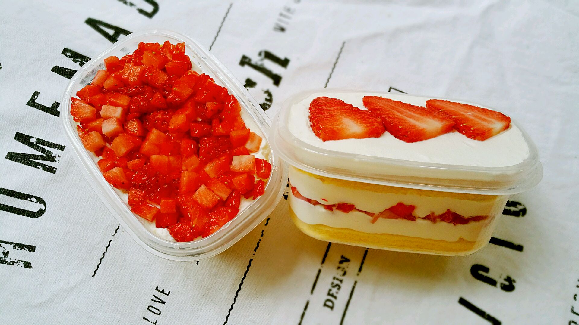 草莓奶油盒子蛋糕