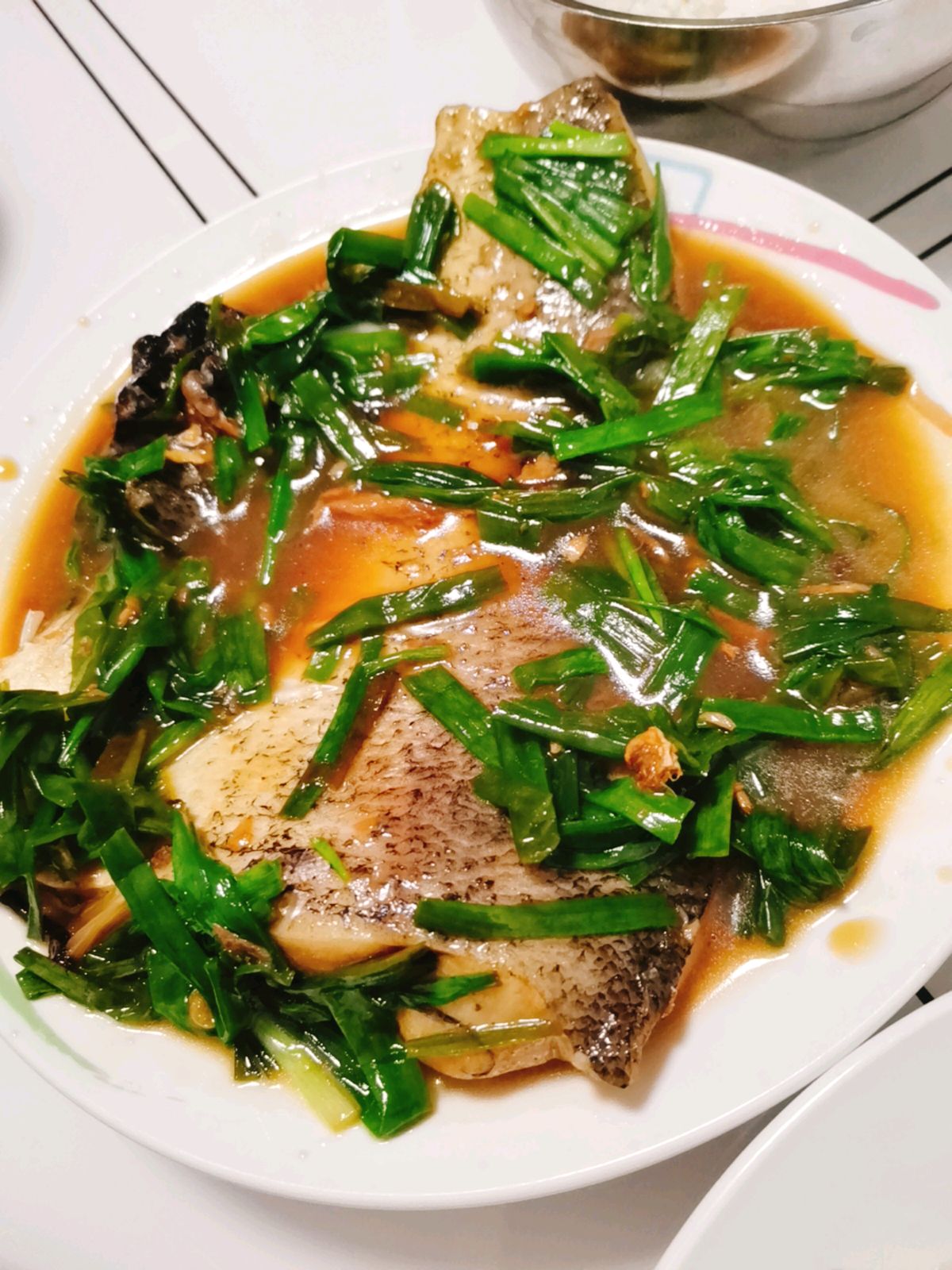 家常菜系列-姜葱红烧鲢鱼