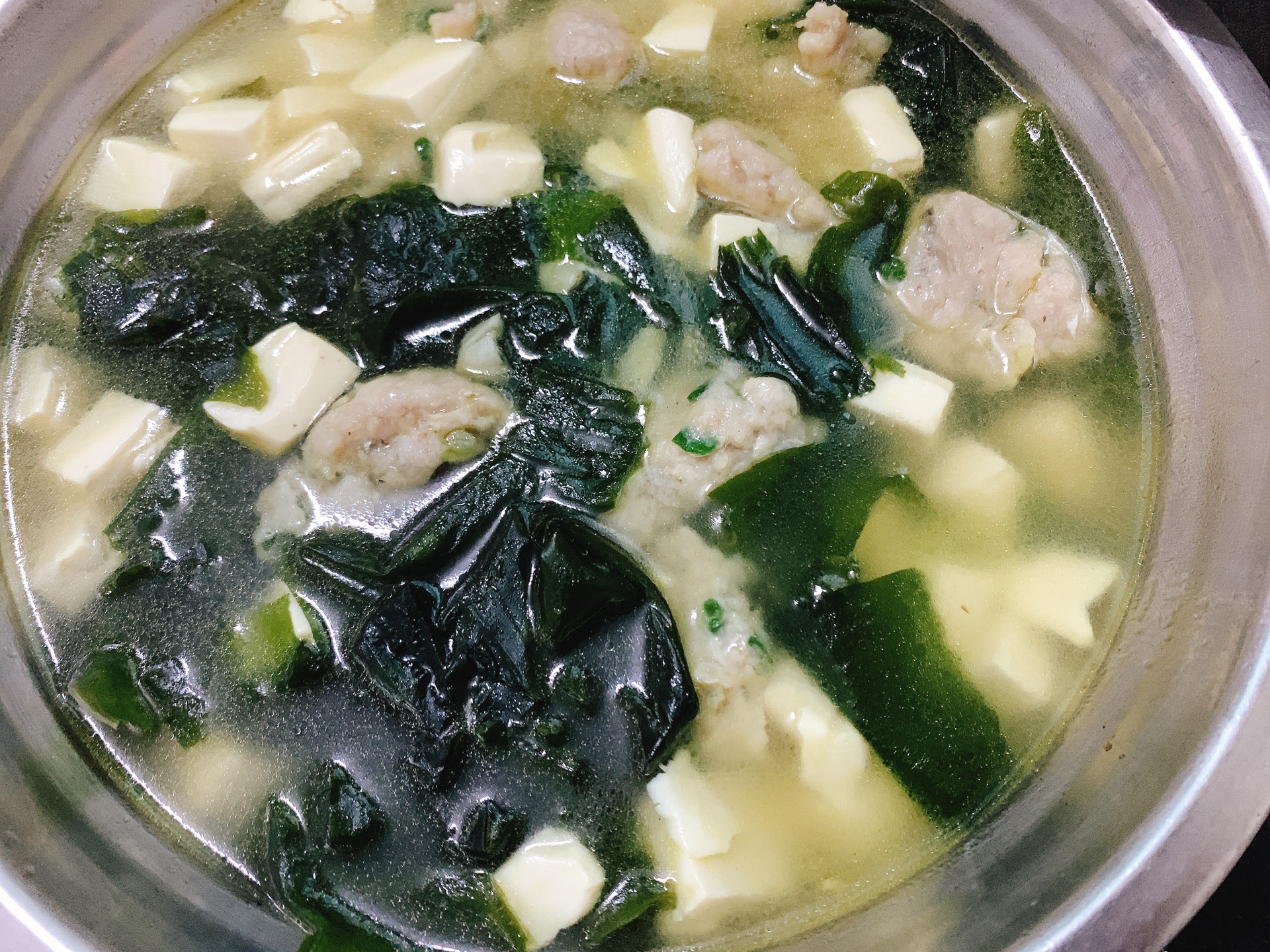 海带豆腐鱼丸汤