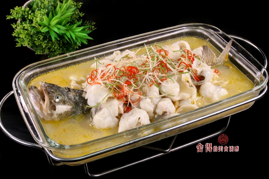 “金汤开味鲈鱼”怎样做酸辣爽口、鲜味十足，鱼肉又滑又嫩