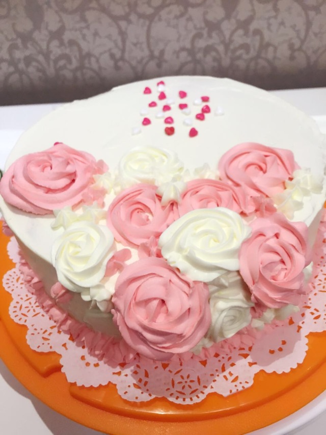 温情玫瑰奶油蛋糕