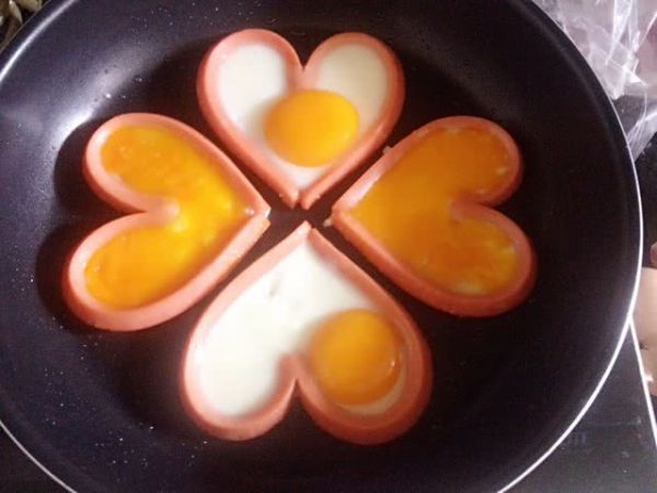 爱心火腿煎蛋