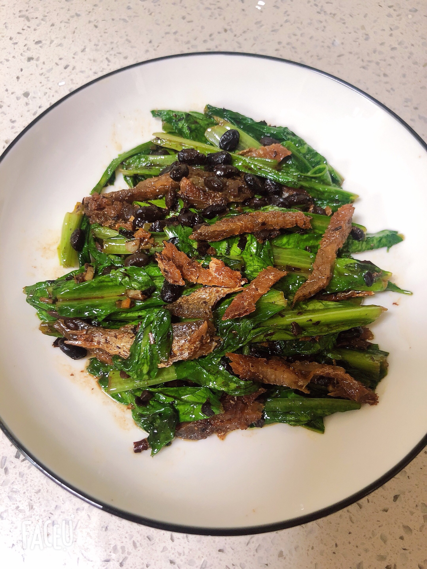 做法简单，超下饭的豆豉鲮鱼油麦菜