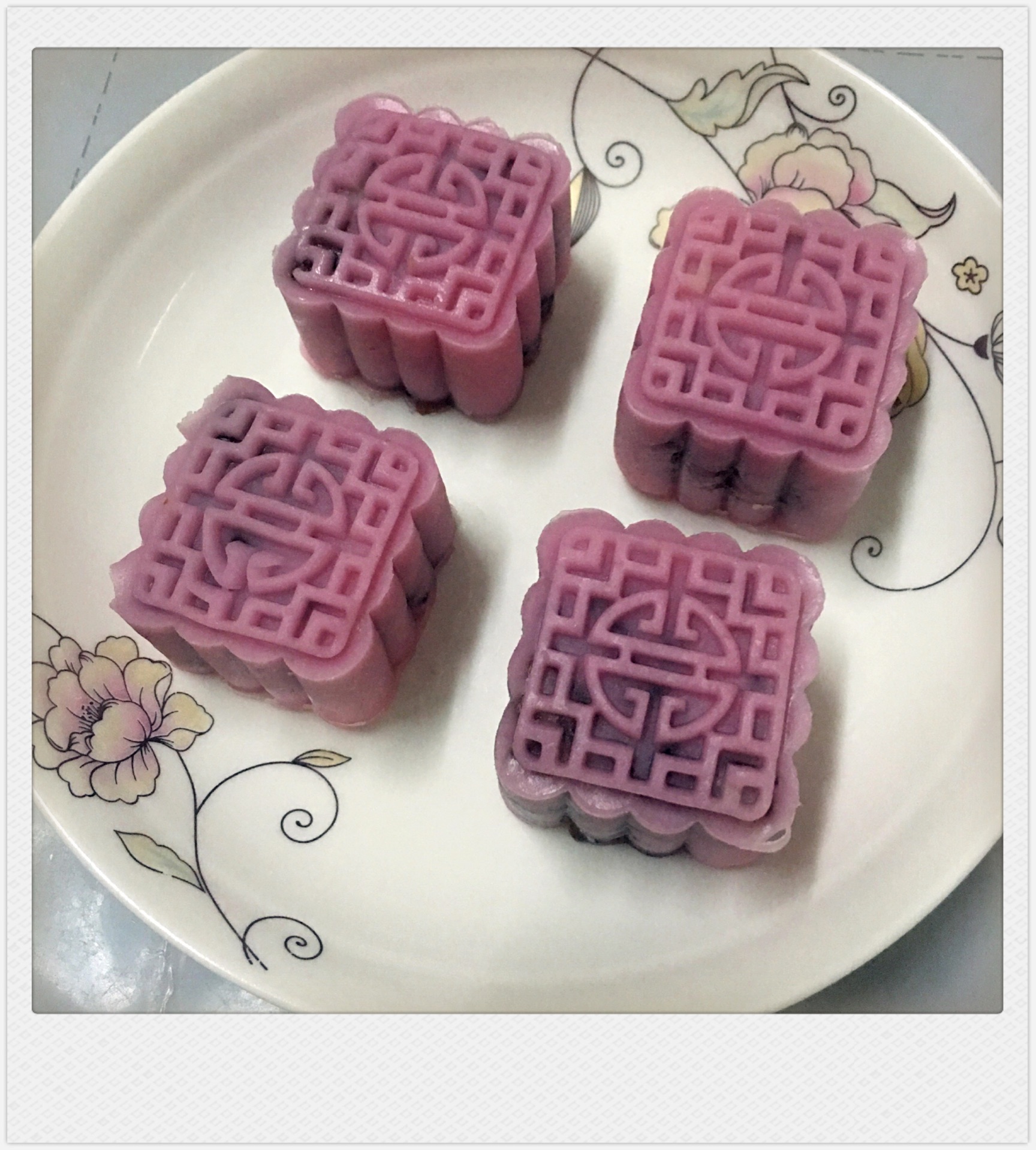 冰皮月饼（紫米椰蓉馅）