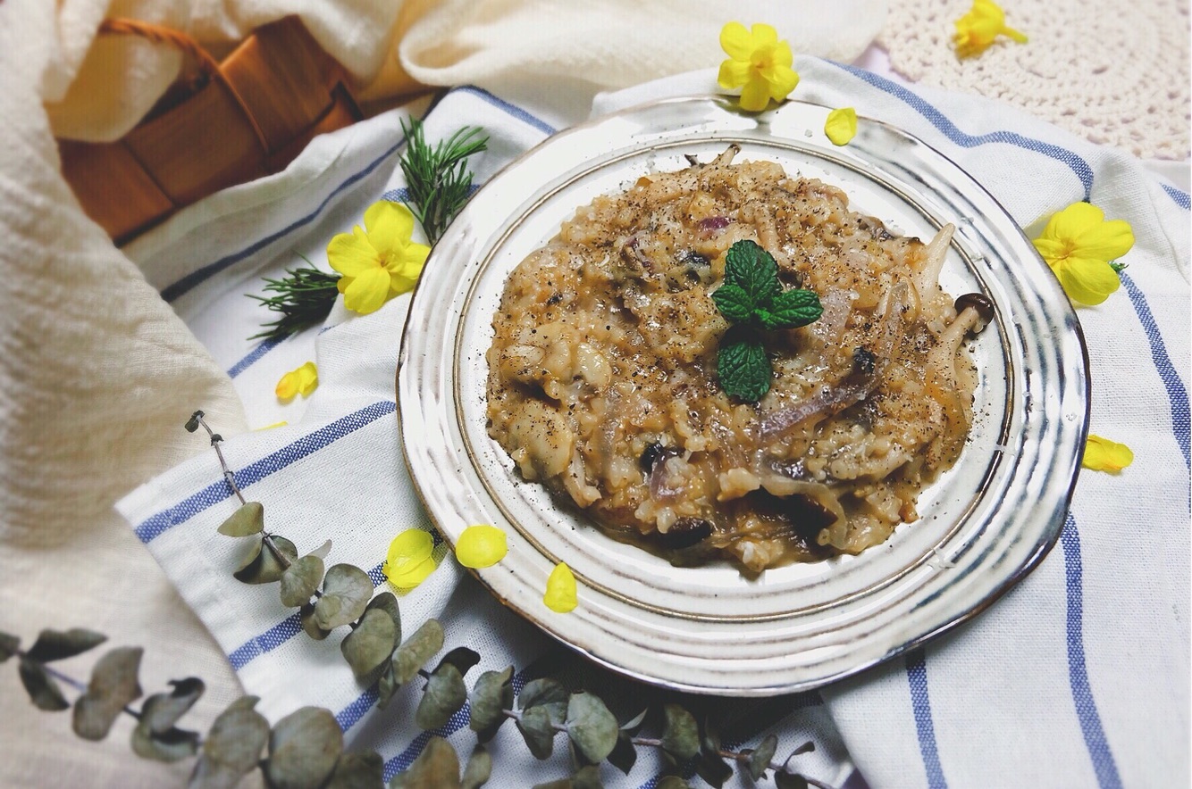 奶酪蘑菇炖糙米饭
