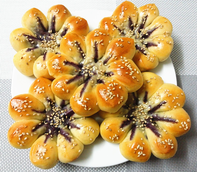 紫薯菊花面包