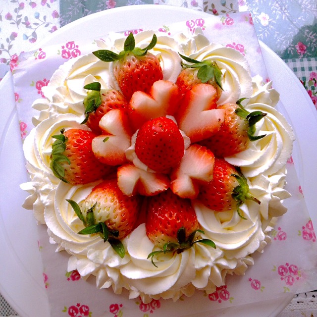 玫瑰草莓奶油慕斯蛋糕6寸（含蛋糕烤制各种问题详解）