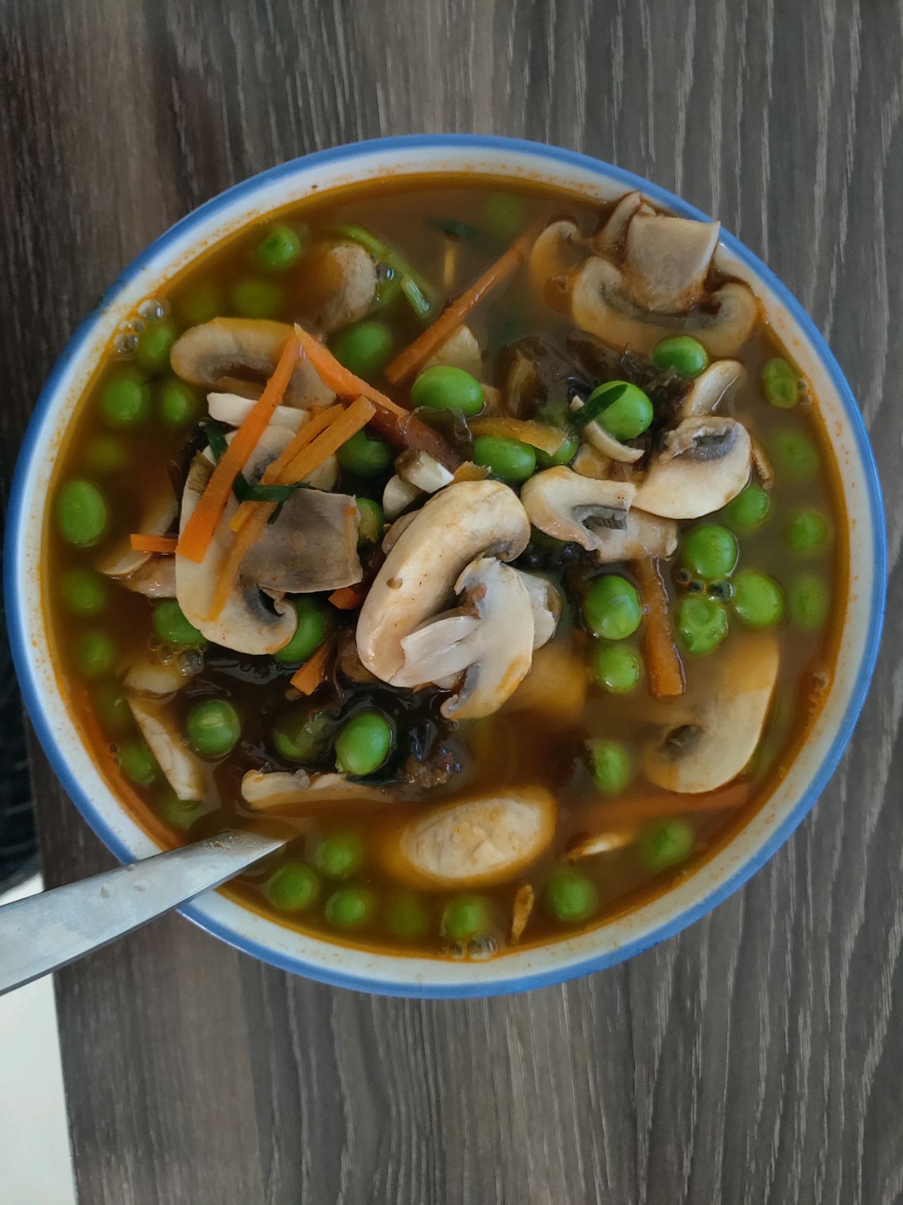 减肥蘑菇豌豆汤