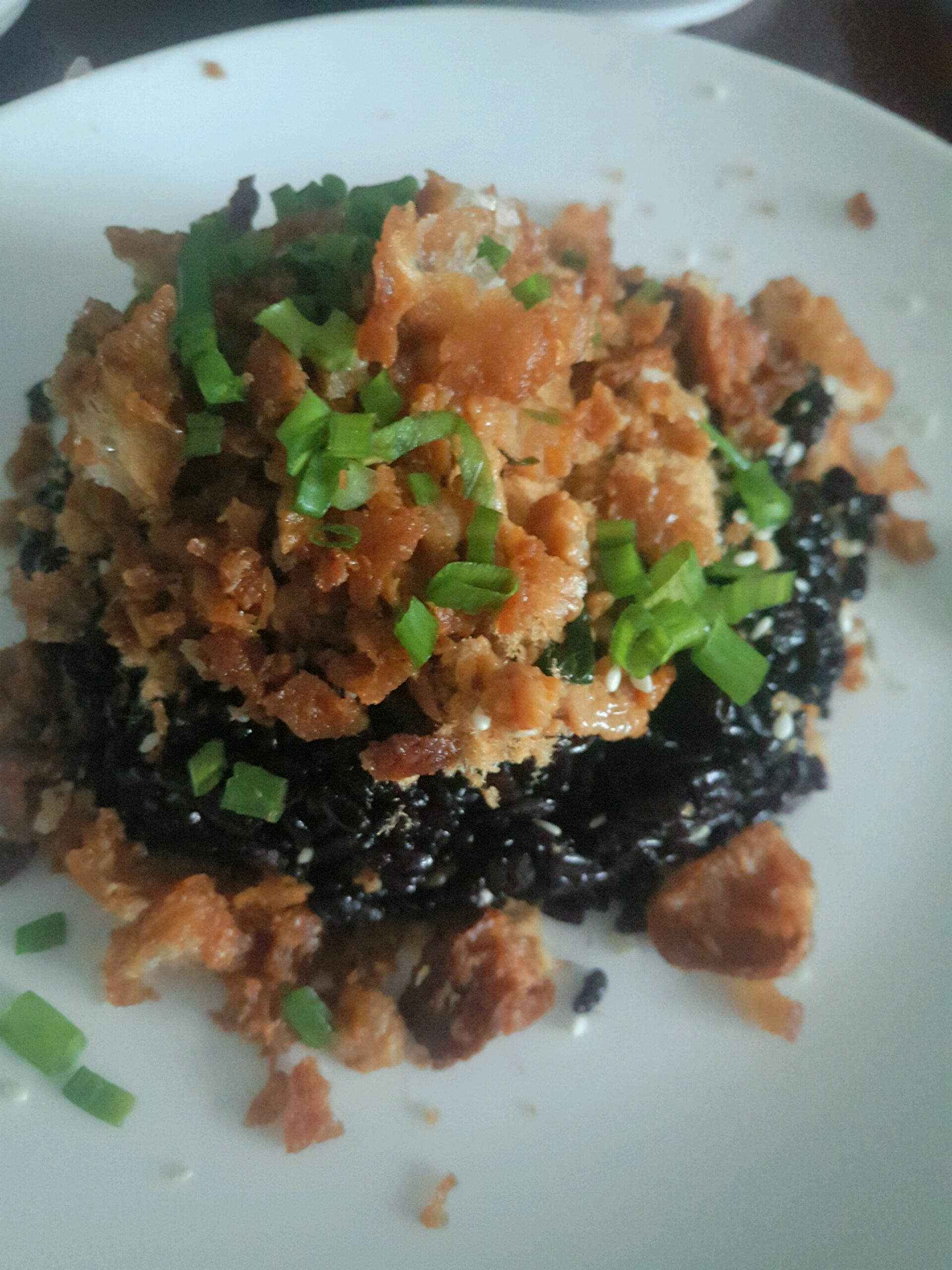 肉松油条黑米饭