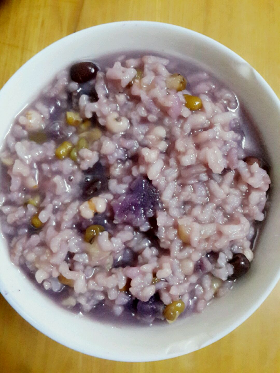 紫薯薏米红豆粥
