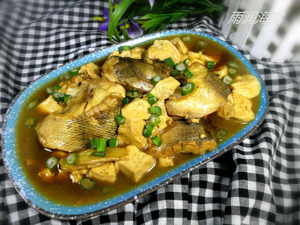 鲈鱼炖豆腐