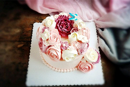 美腻的韩式裱花蛋糕