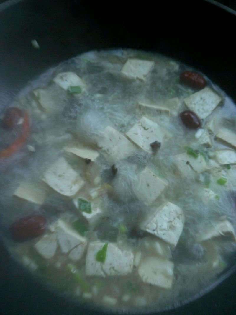 猪血豆腐养生汤