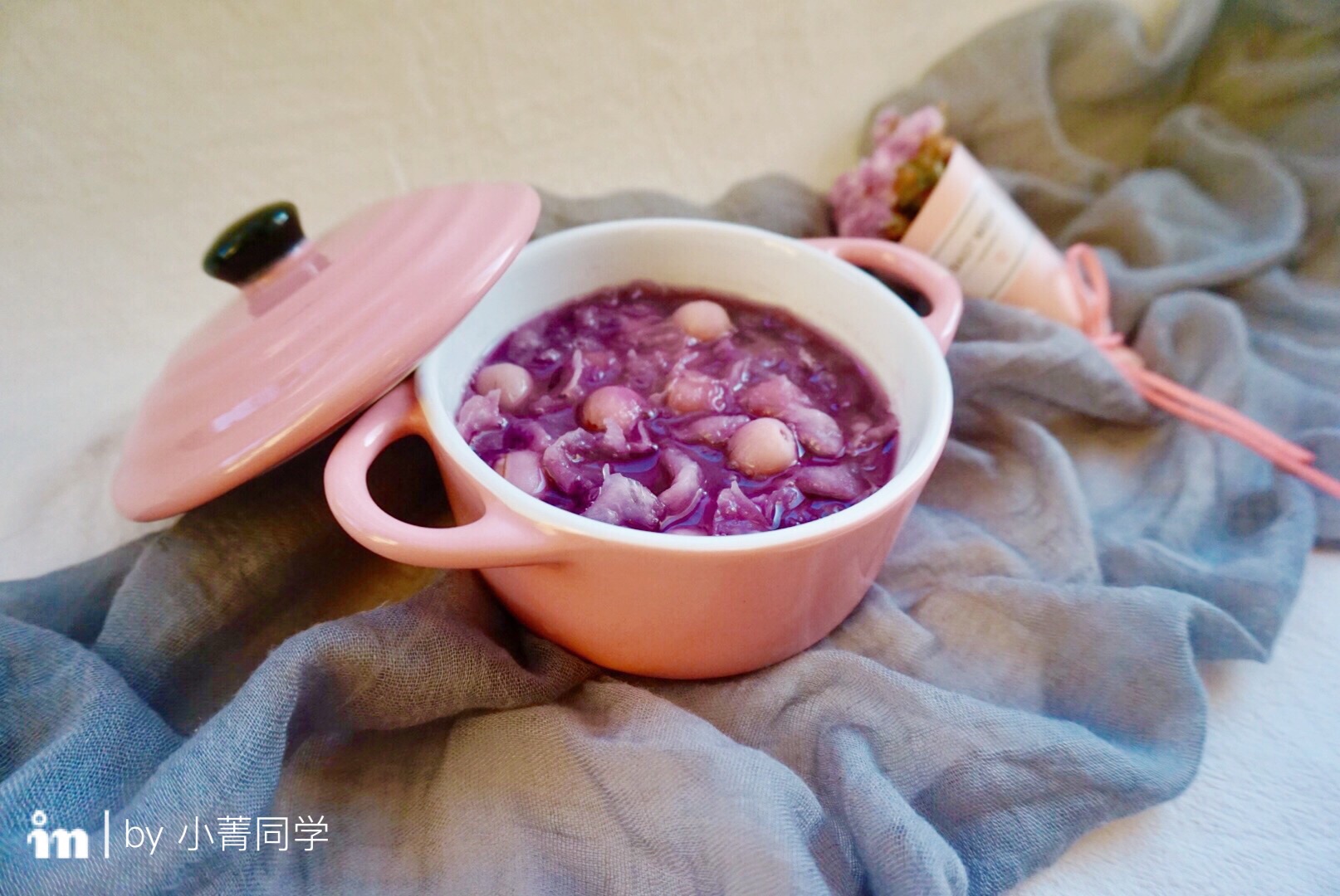 紫薯银耳莲子羹