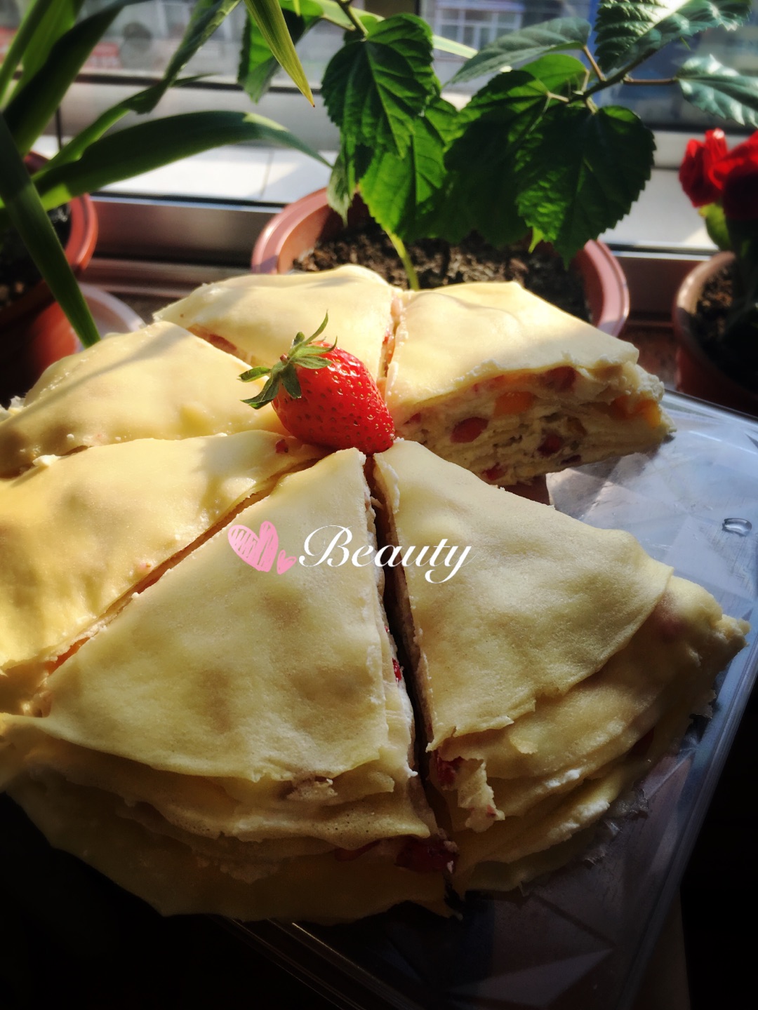 草莓芒果千层蛋糕