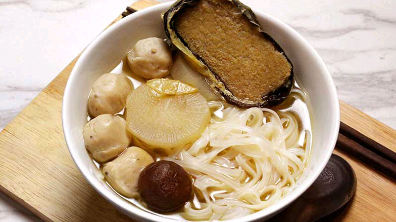 泰式素食蘑菇汤面