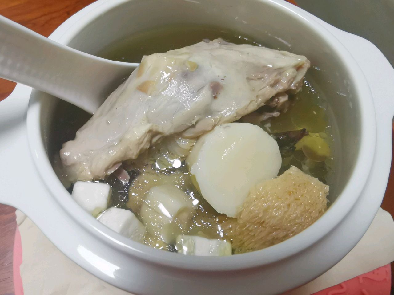 调理肠胃猴头菇汤