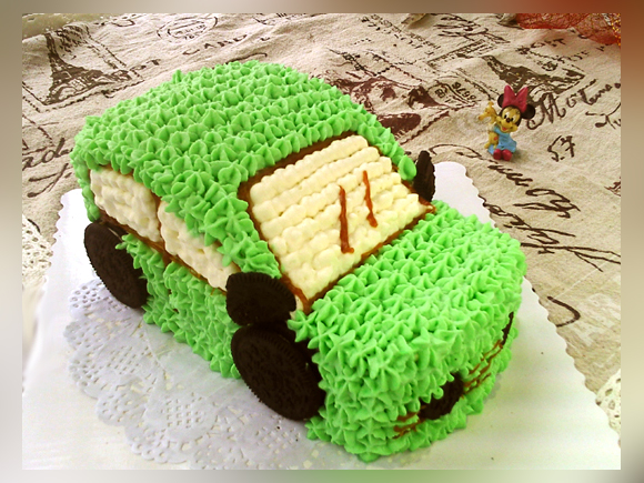 裱花蛋糕：噗噗车+ 