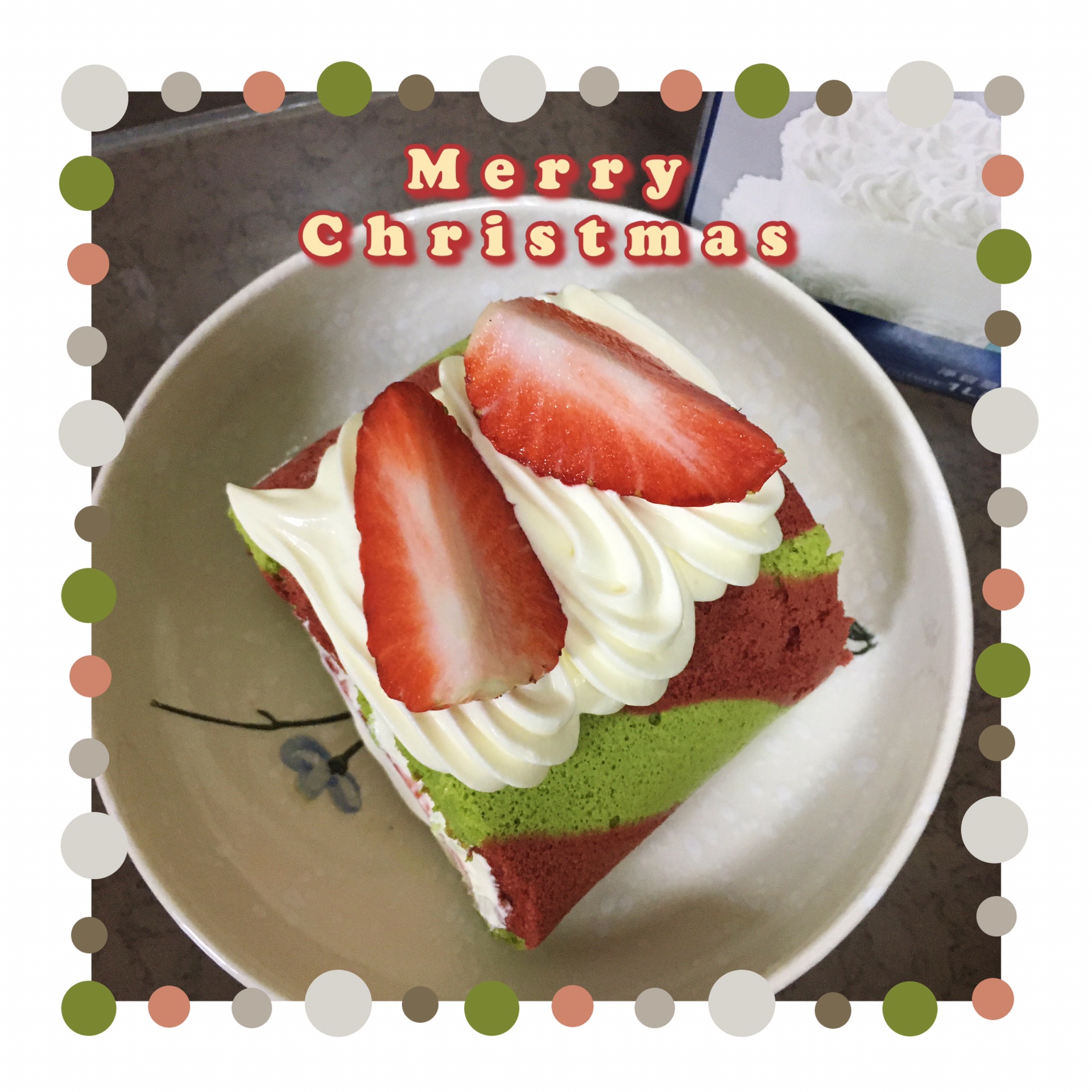 圣诞双色草莓蛋糕卷