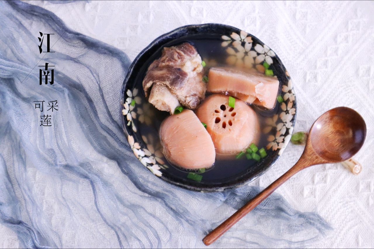 适合秋冬季节喝的一道汤：莲藕猪骨汤