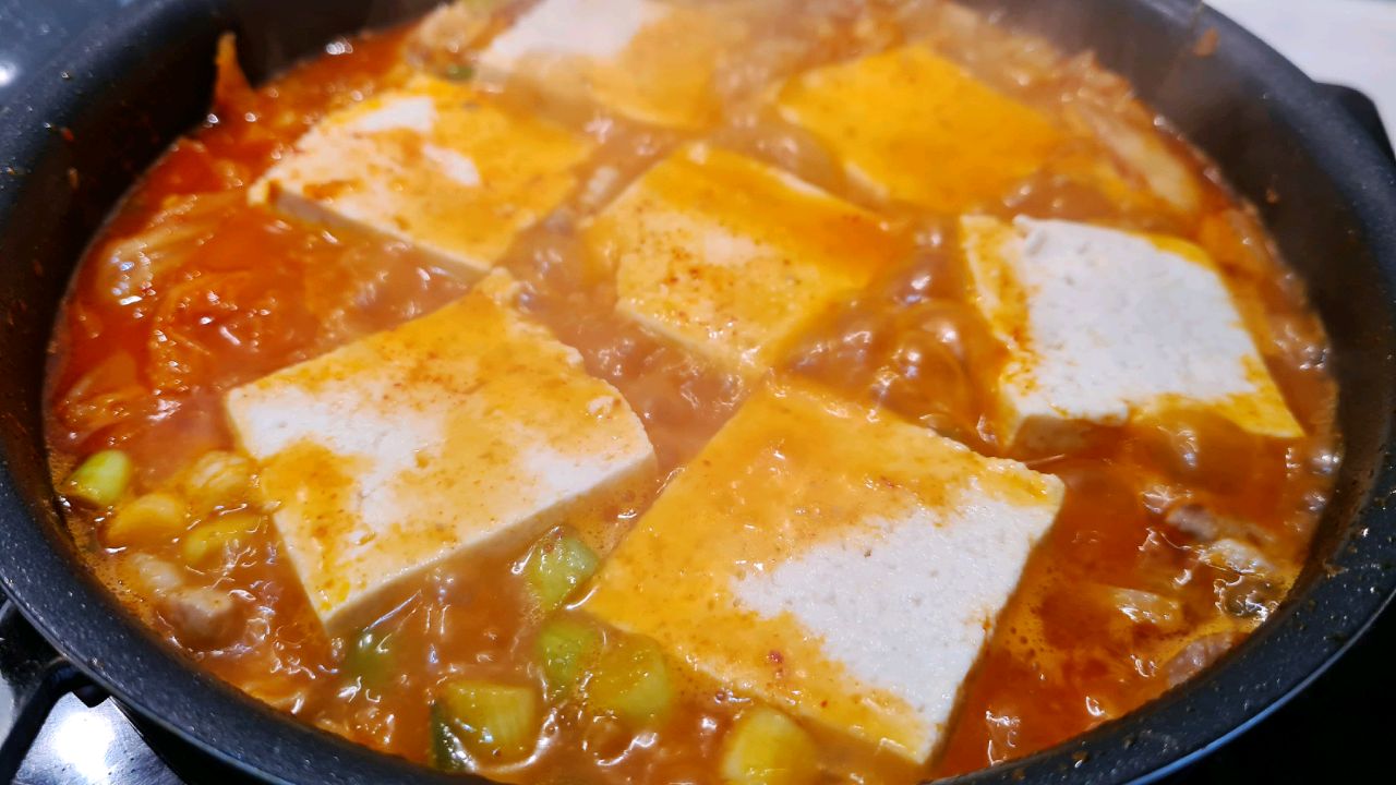  韩式五花肉泡菜锅