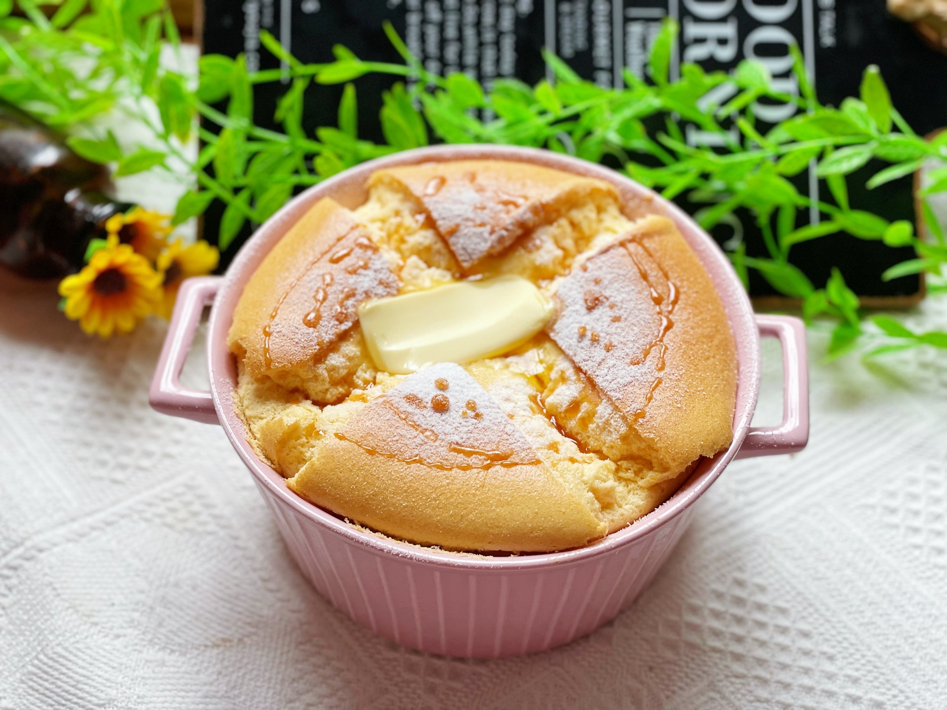 黄油舒芙蕾松饼蛋糕