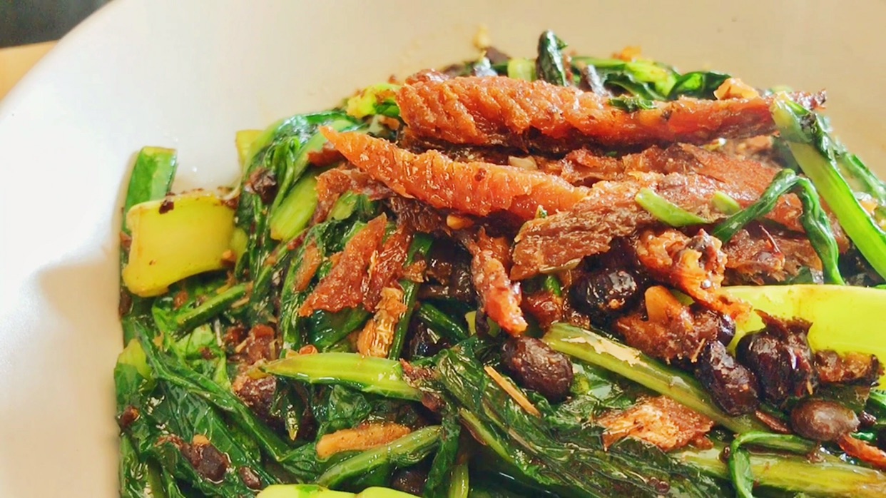 “干饭”快手菜：豆豉鲮鱼油麦菜
