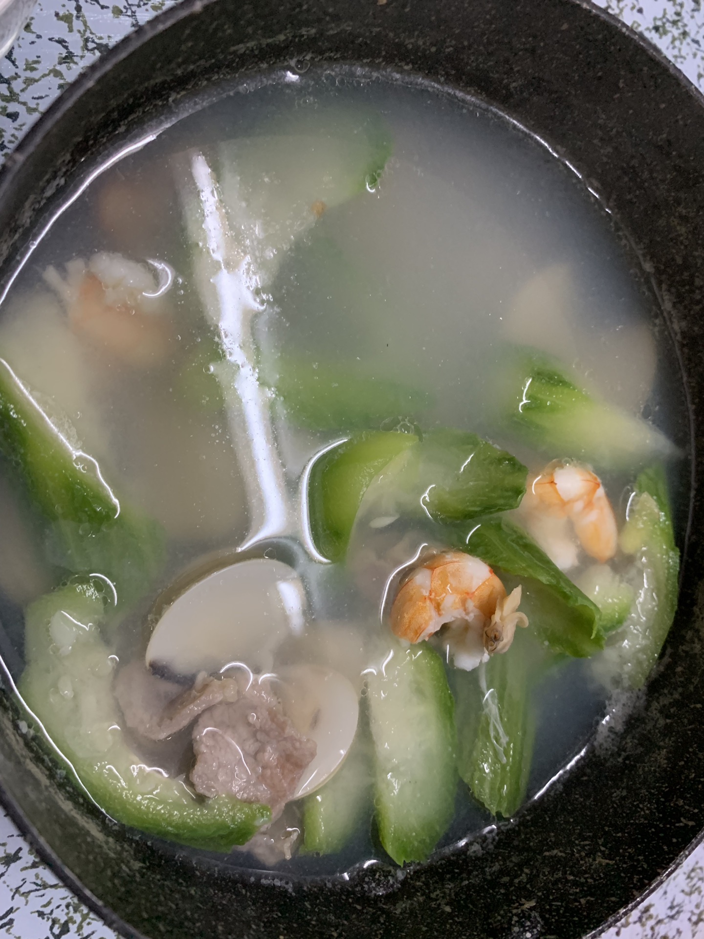 白贝海虾丝瓜汤