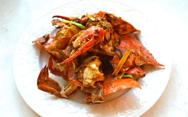 粤式葱姜炒蟹 | 做好螃蟹，从处理活蟹开始