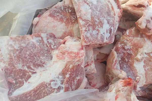 在超市买肉如何挑选新鲜冻肉?